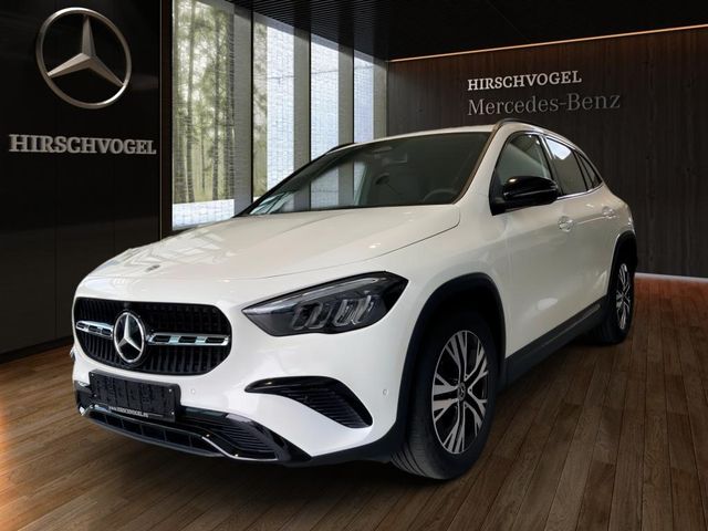 Mercedes-Benz GLA 180 EDITION Progressive Line+Night+AHK+DISTR