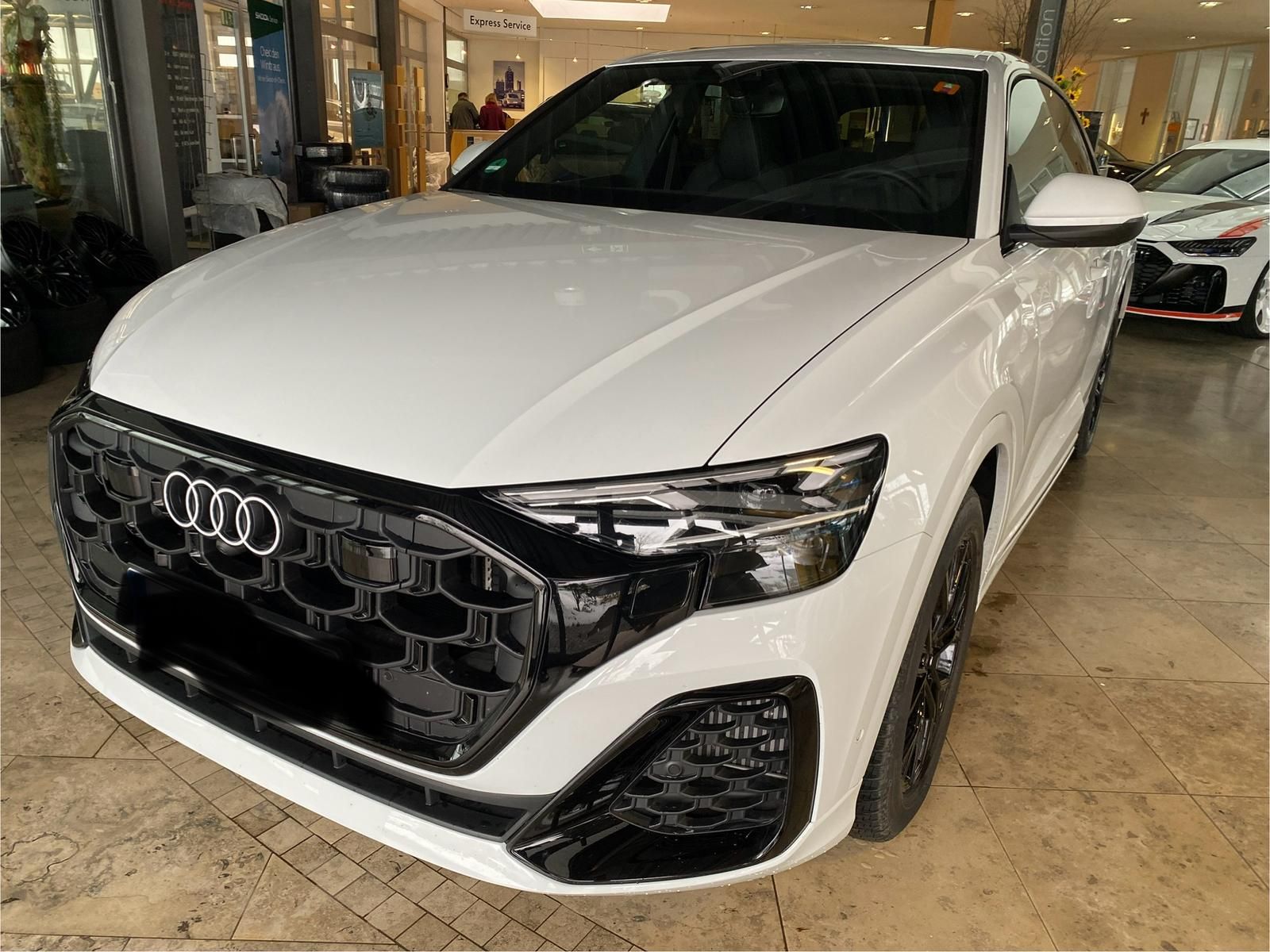 AUDI SQ8 4.0 V8  B+O Matrix LED "22" LM Panoramadach