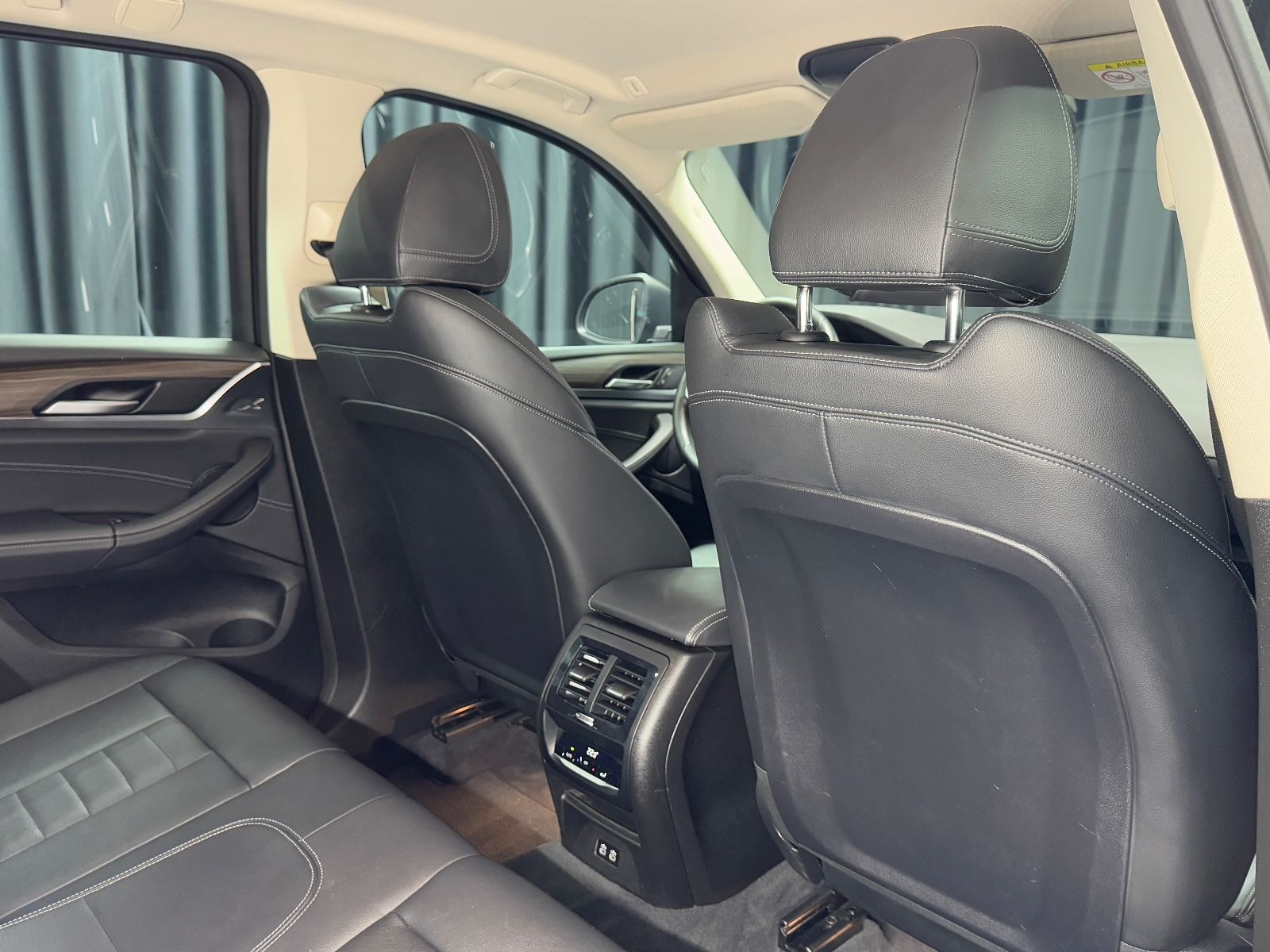 Fahrzeugabbildung BMW X3 xDrive 20d|LEDER|NAVI|M-SPORT 19 ZOLL|AHK