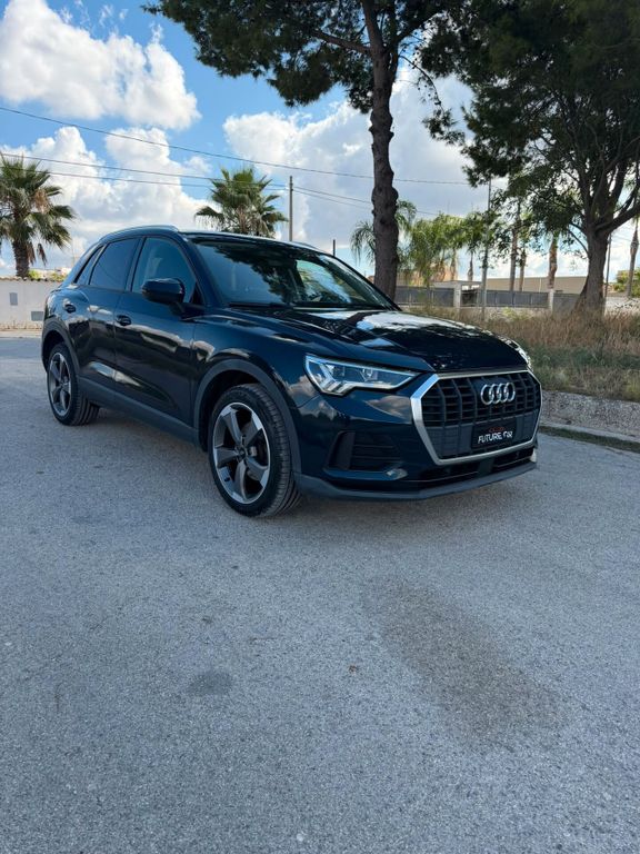 Image of Audi Q3