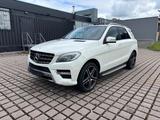 Mercedes-Benz ML 350 BlueTEC 4MATIC Edit1 AMG  Kam Pano Keylle - Mercedes-Benz ML 350 Gebrauchtwagen in Hamburg