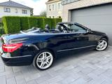 Mercedes-Benz 250 - Mercedes-Benz 250: Cabrio