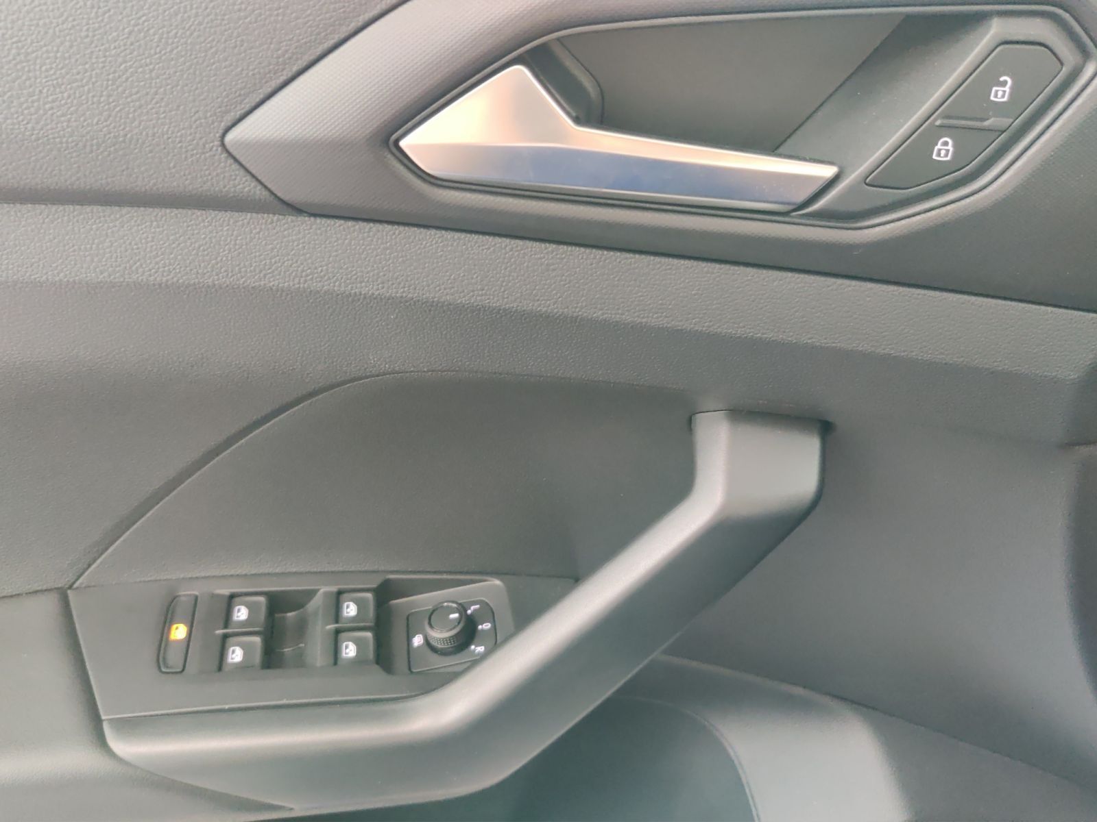 Volkswagen T-Cross - Bild 11
