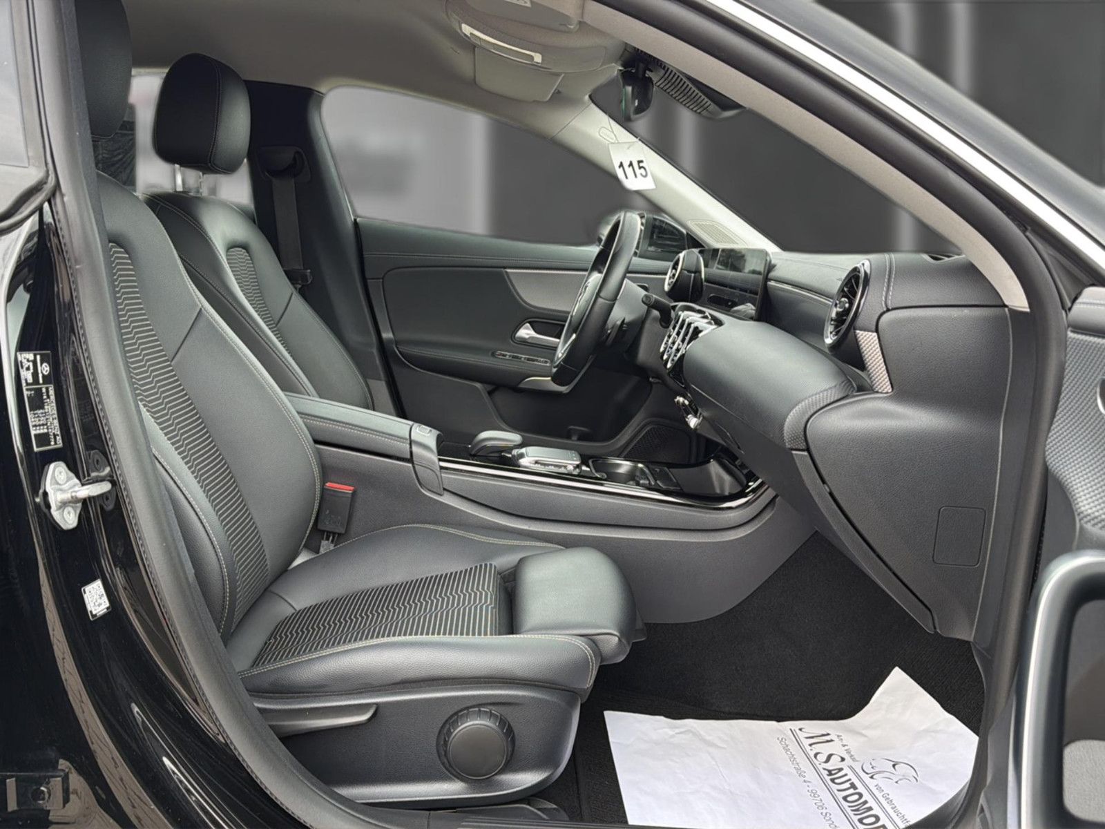 Mercedes-Benz CLA 200d Shooting Brake+1.HAND+LED+KAMERA+MBUX foto 24