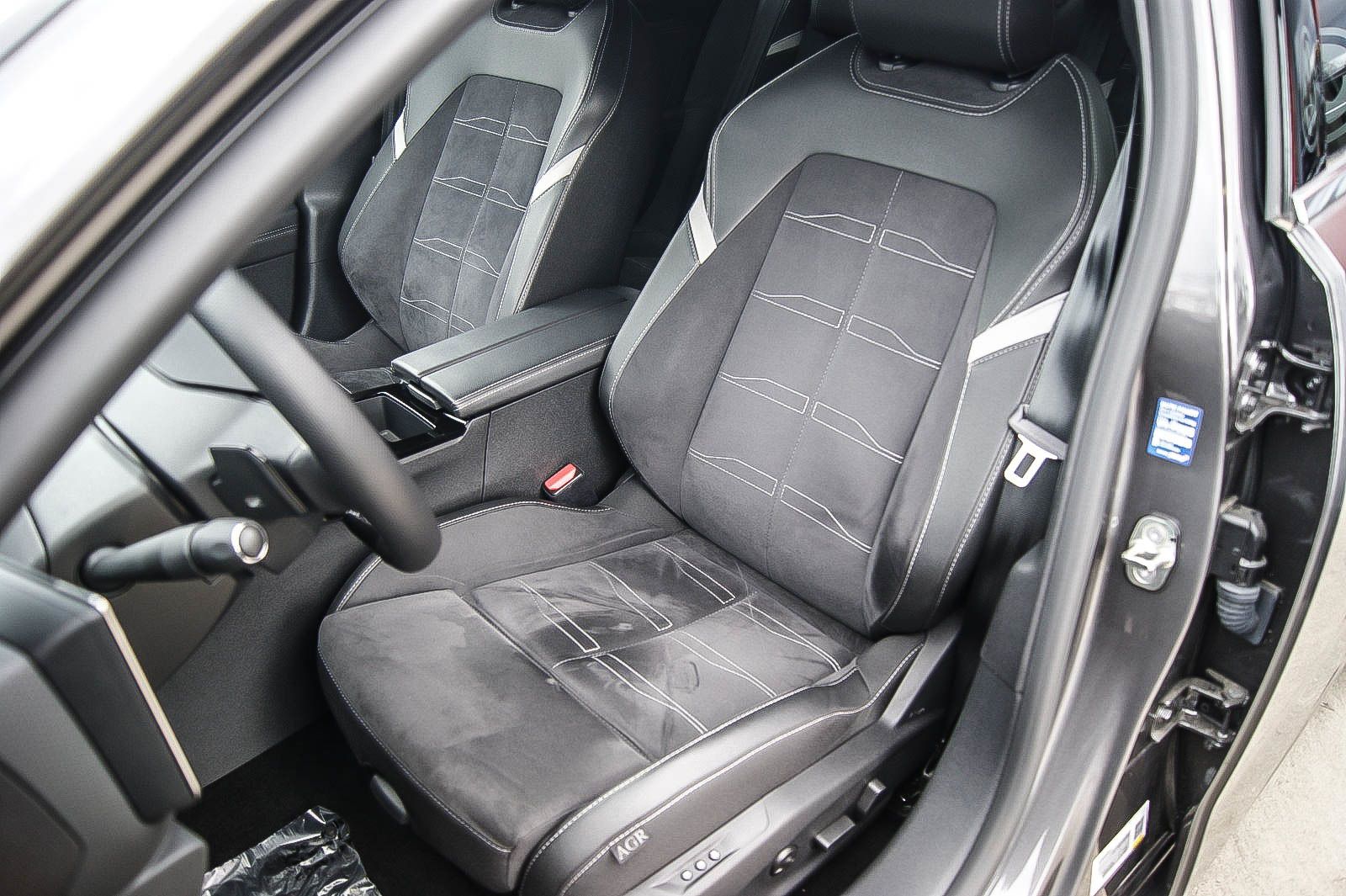 Fahrzeugabbildung Opel Astra L 1.5 Aut ULTIMATE HEADUP ANHZV 360° PANO