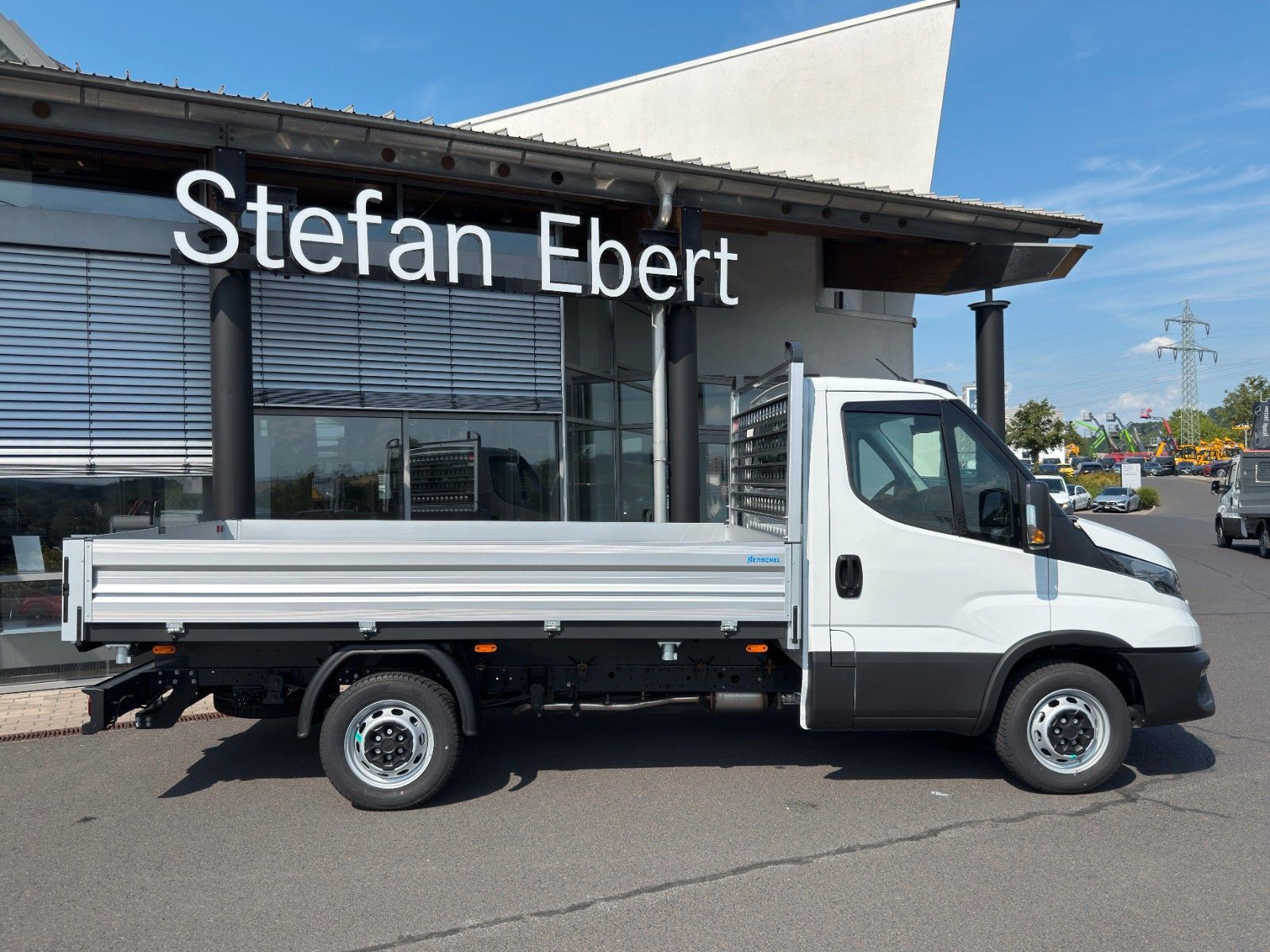 Fahrzeugabbildung Iveco Daily 35S16 3.0L *R3.450mm*AHK*Kamera*Klima*