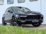 Porsche Cayenne 3.6 V6 Platinum Edition/GTS Optik/Pano - Porsche Cayenne: Platinum Edition