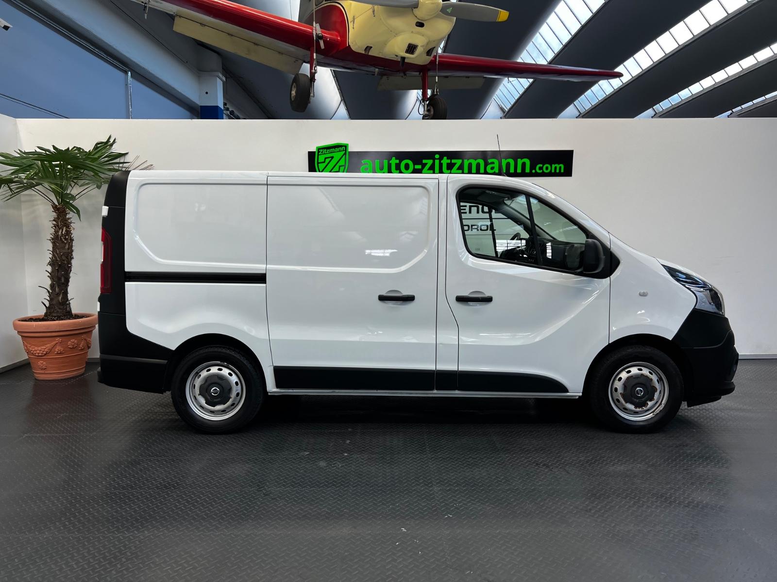 Nissan NV300 L1H1 2,7t PRO*AHK*KLIMA*EFH*ZV*3 SITZER*