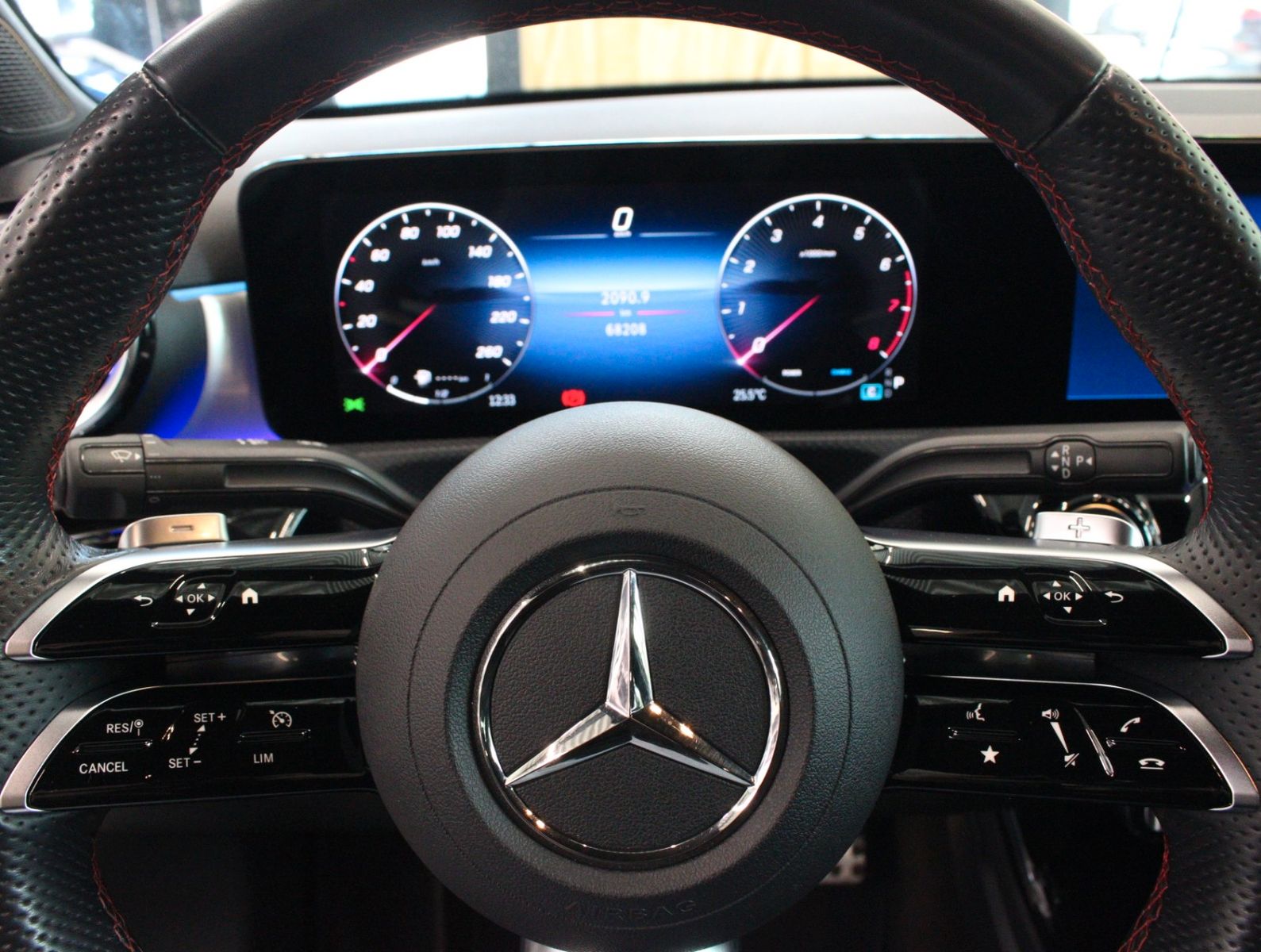 Fahrzeugabbildung Mercedes-Benz A 200 AMG Line Limo*Widescreen*Ambiente*Kamera