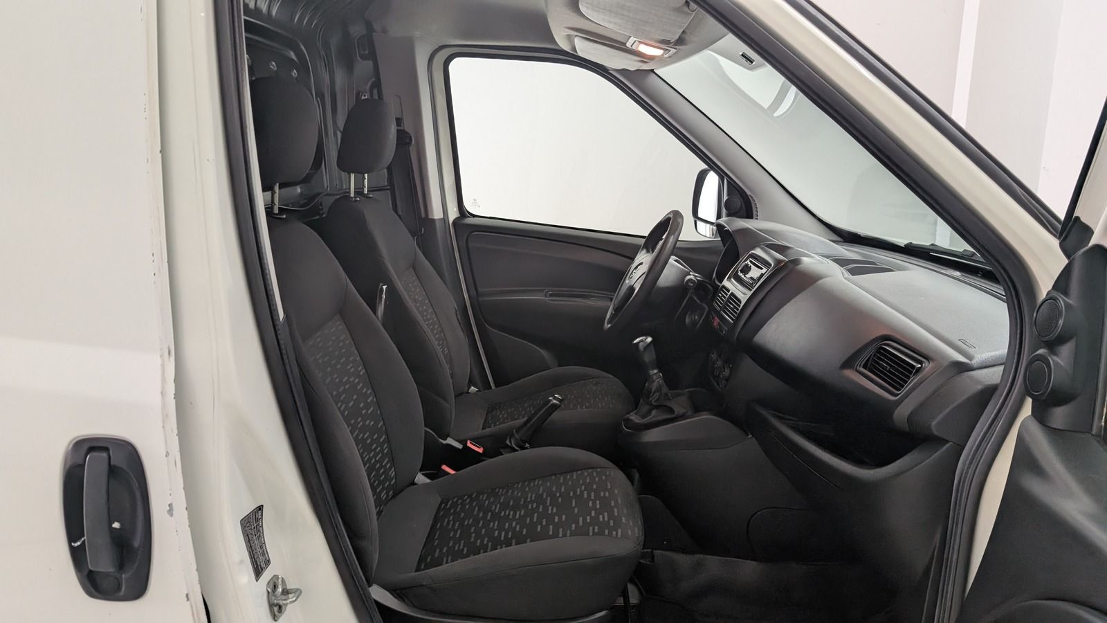 Fahrzeugabbildung Opel Combo D 1.3 CDTi Kasten L2 * lang *