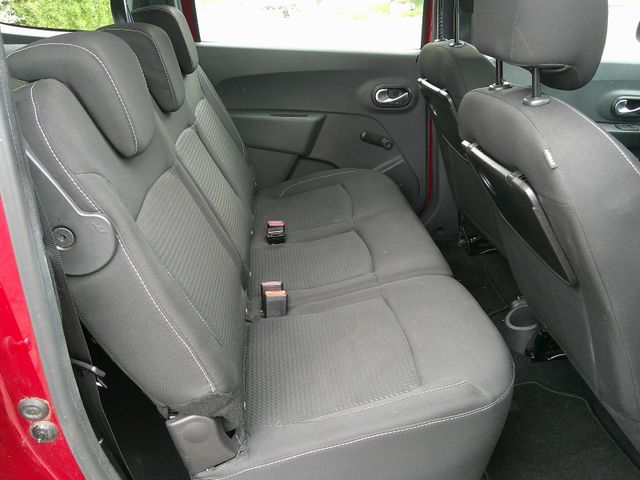 Dacia Lodgy Comfort dCi Erste Hand !