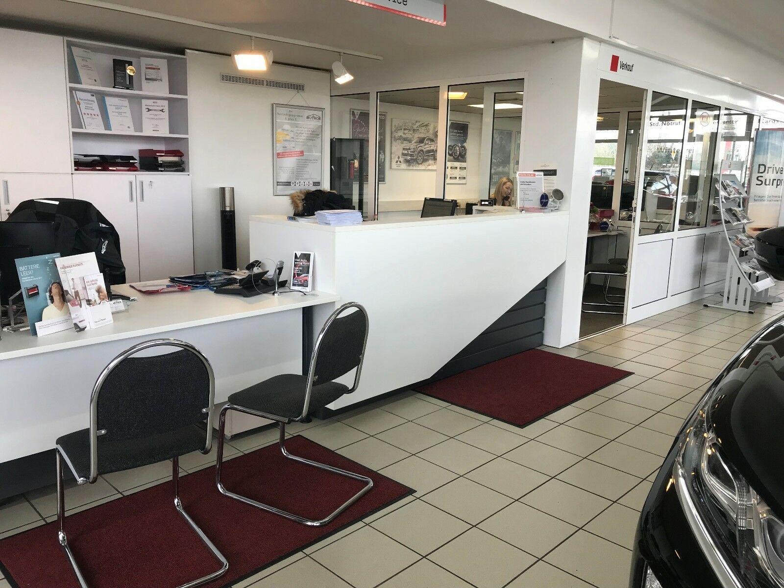 showroom-image-main