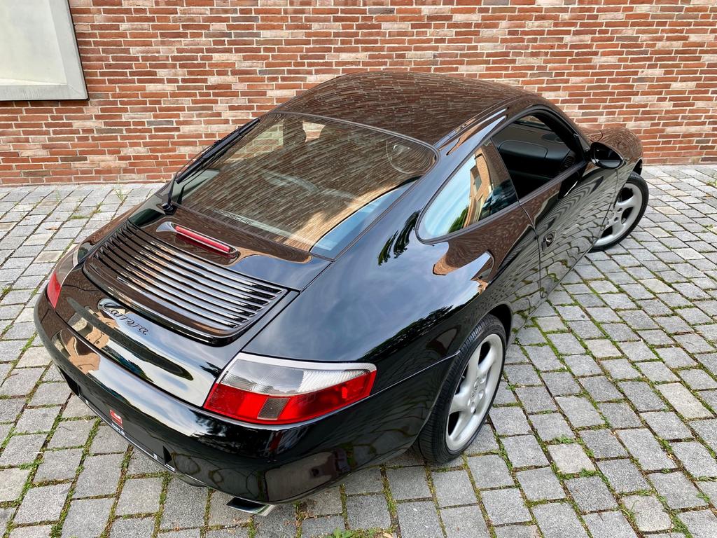Porsche 996