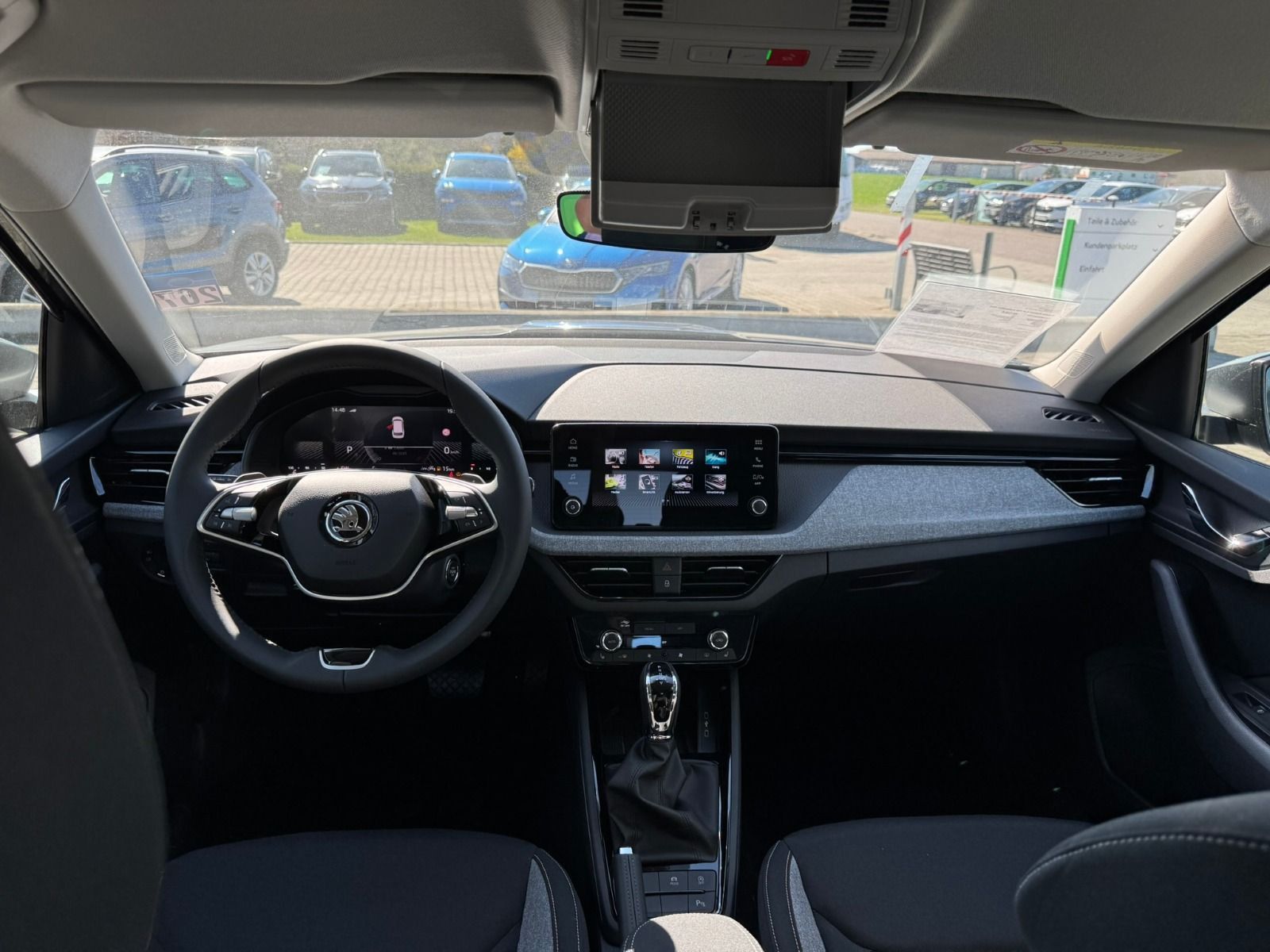 Fahrzeugabbildung SKODA Kamiq 1.0 TSI Selection OPF