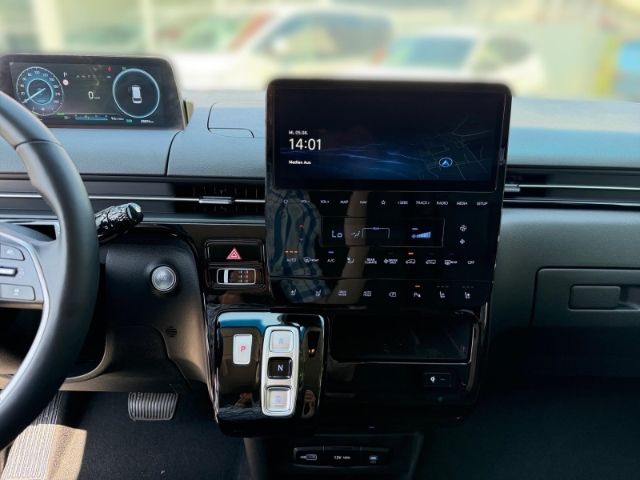 Fahrzeugabbildung Hyundai STARIA HEV 9-Sitzer (MY25) 1.6 T-GDI (225 PS) Pr