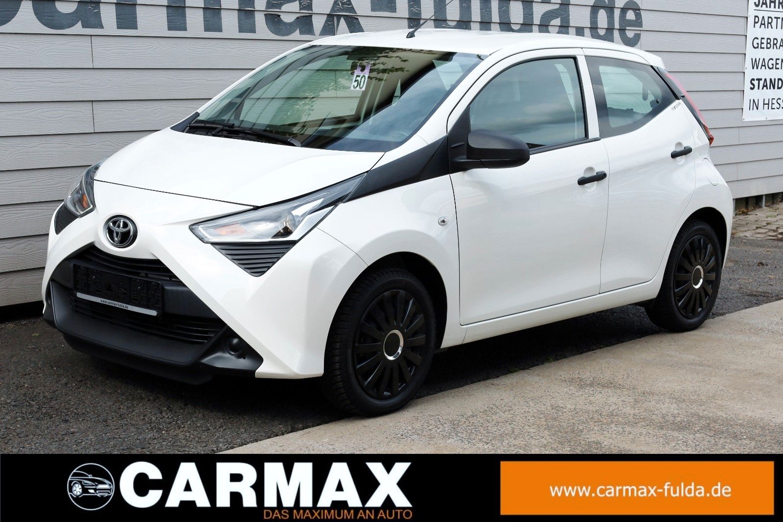 Fahrzeugabbildung Toyota Aygo AYGO x Modellpflege,Klima, 8 fach bereift!
