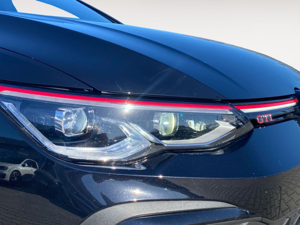 Fahrzeugabbildung Volkswagen Golf 2.0 TSI DSG GTI ACC  LED-Matrix