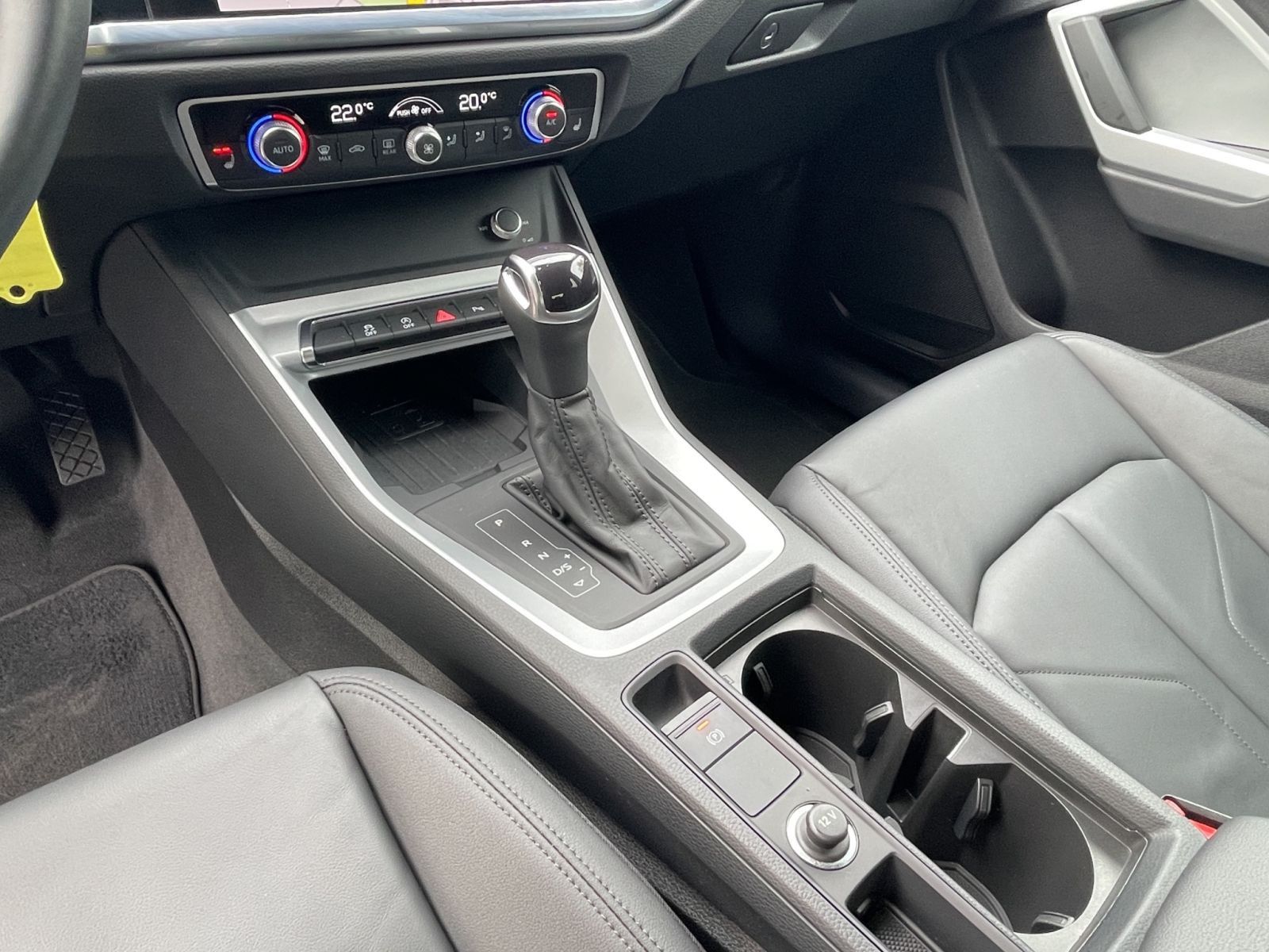 Audi Q3 35 TDI LED Leder Navi virtual Cockpit PDC DAB foto 14