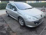 Peugeot 307 1.6 Benzin  109 PS  EZ 2006 - Peugeot 307 in Duisburg