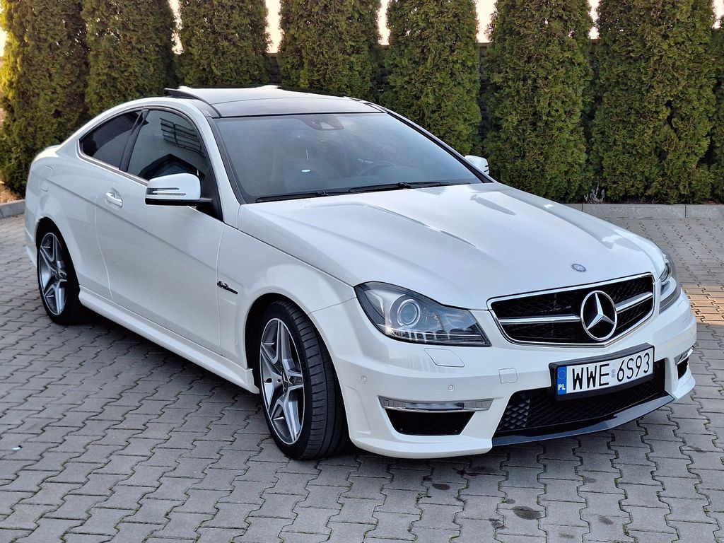 Mercedes-Benz C 63 AMG