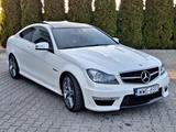 Mercedes-Benz C 63 AMG Coupé Autom. AMG - Mercedes-Benz C 63 AMG aus 2012: Coupe