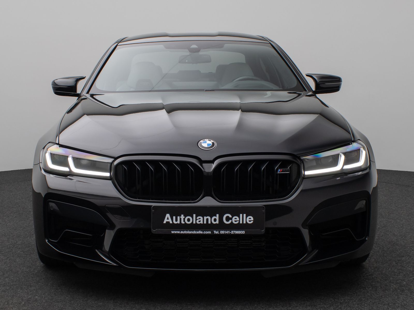 Fahrzeugabbildung BMW M5 Competition xD Kamera HUD DAB B&W SoftCL 20"