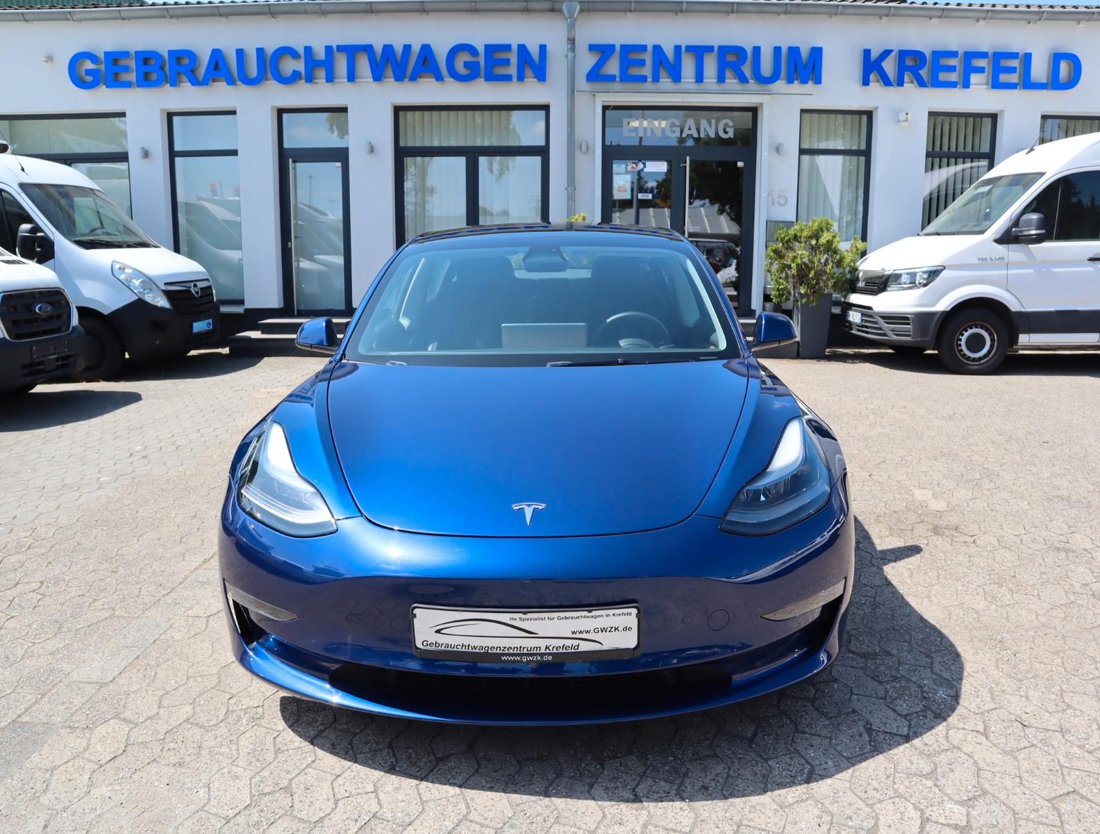 Tesla Model 3 Long Range Allrad /SHZ /2-Zonen-Klima