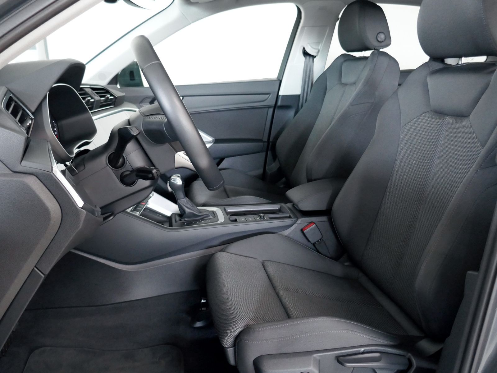 Fahrzeugabbildung Audi Q3 35 Advanced 2.0 TDI S-tronic | LED PDC ACC