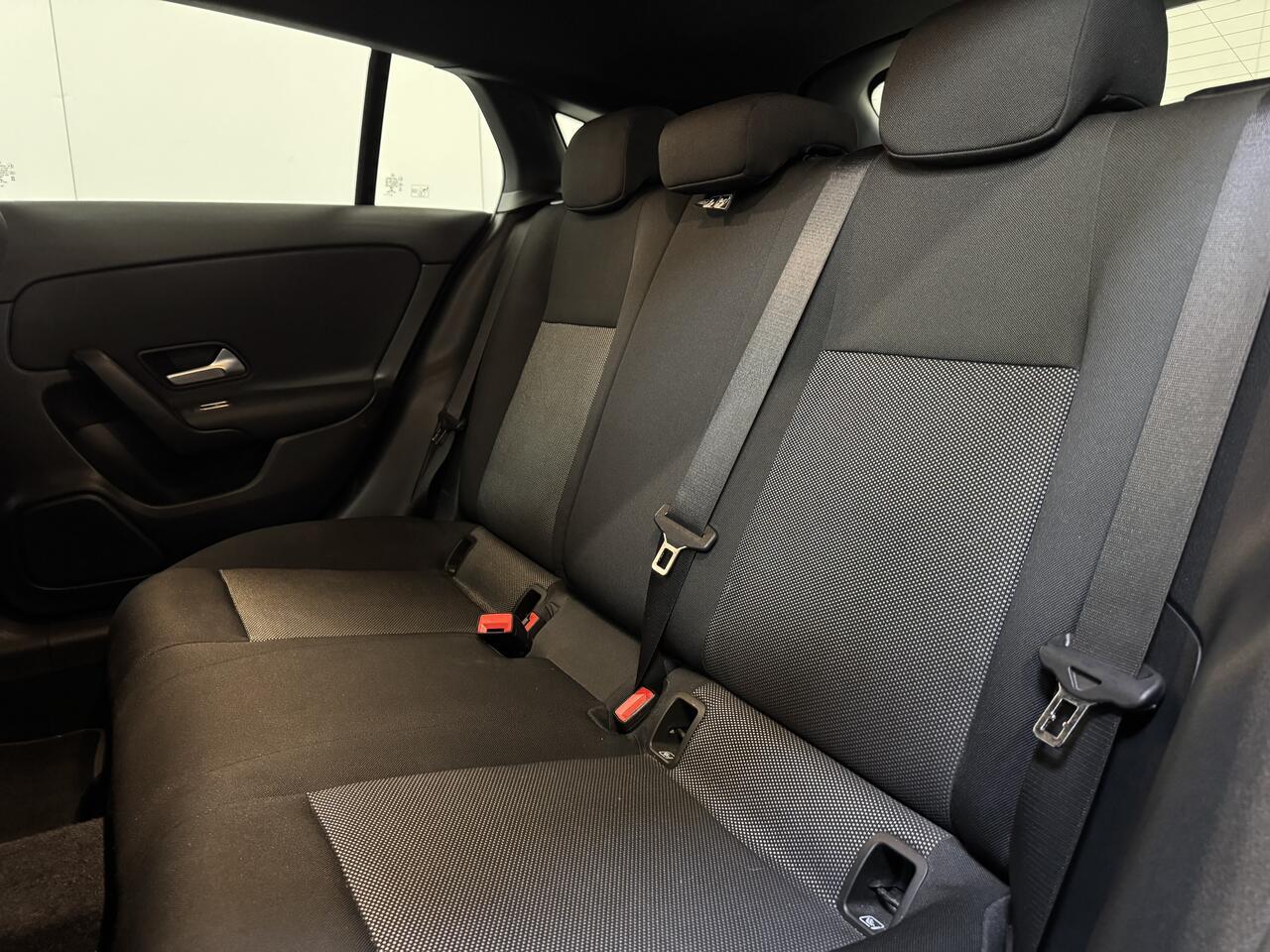 Mercedes-Benz CLA CDI Shooting Break Man. Airco GPS -, миниатюра 9