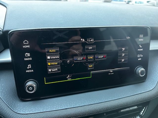 Fabia Selection 1.0 TSI DSG KAMERA;SHZ;LED;PDC