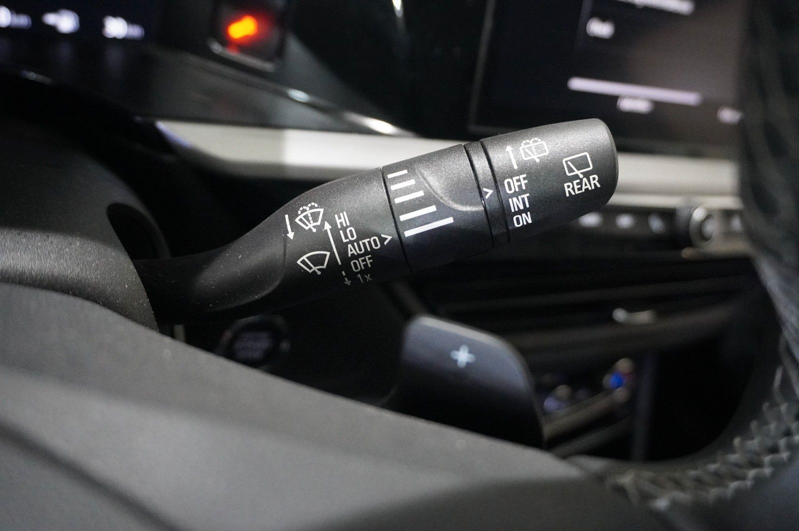 Fahrzeugabbildung Opel Grandland (X) GS LINE 4HYBRID NAVI/KAMERA/AHK
