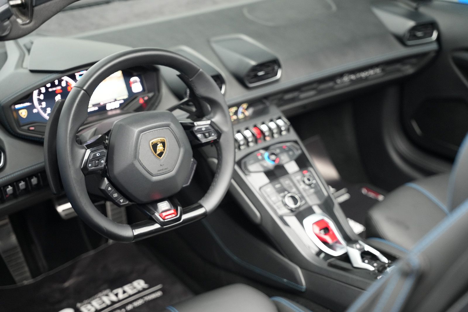 Fahrzeugabbildung Lamborghini Huracán/SPYDER/LIFT/KAMERA/LP610/KERAMIK/