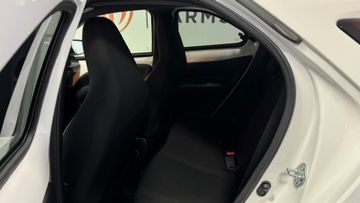 Fahrzeugverkauf 23 Toyota Aygo X Automatik LED Kamera SH