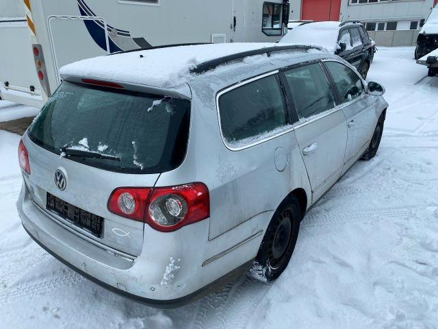Volkswagen Passat 2006 — photo 11