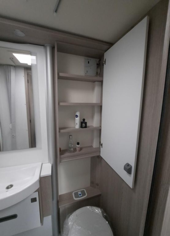 Fahrzeugabbildung Bürstner Lyseo Time Skyline 690 G Verfüg./Sparen Sie 20.3