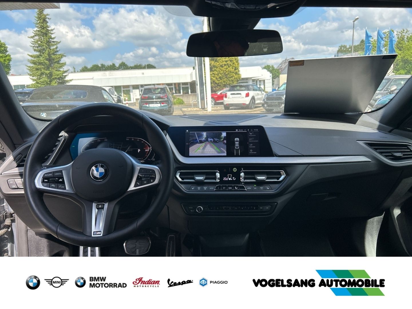 Fahrzeugabbildung BMW 218 Gran Coupe i M Sport Park-Assistent Navi LED