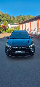 Dacia Jogger TCe 110 Extreme+ 7-Sitzer Extreme+ - Dacia Jogger von privat