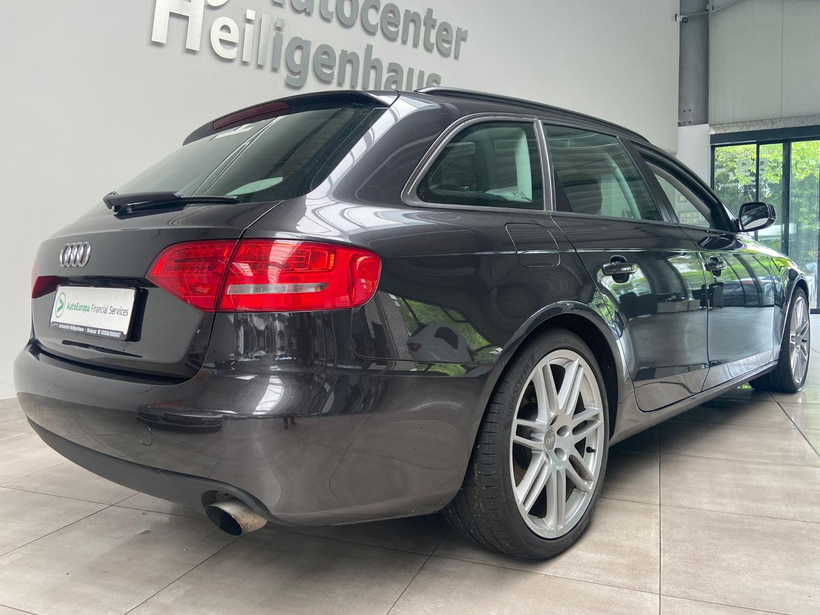 Audi A4 2010 — interior
