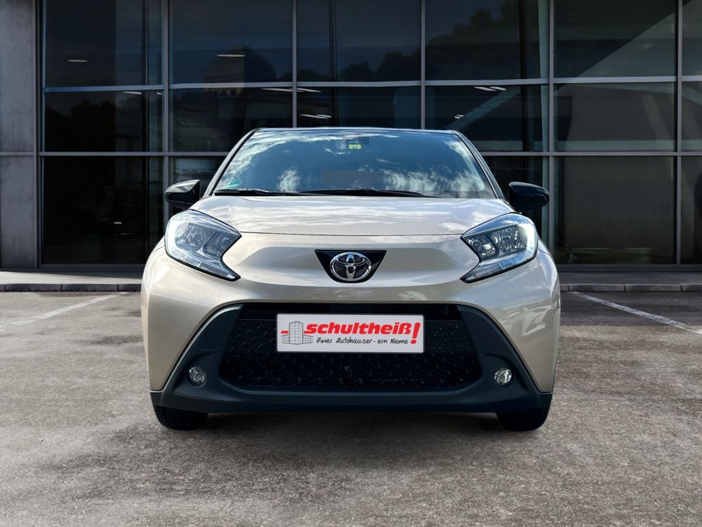 Fahrzeugabbildung Toyota Aygo X Pulse