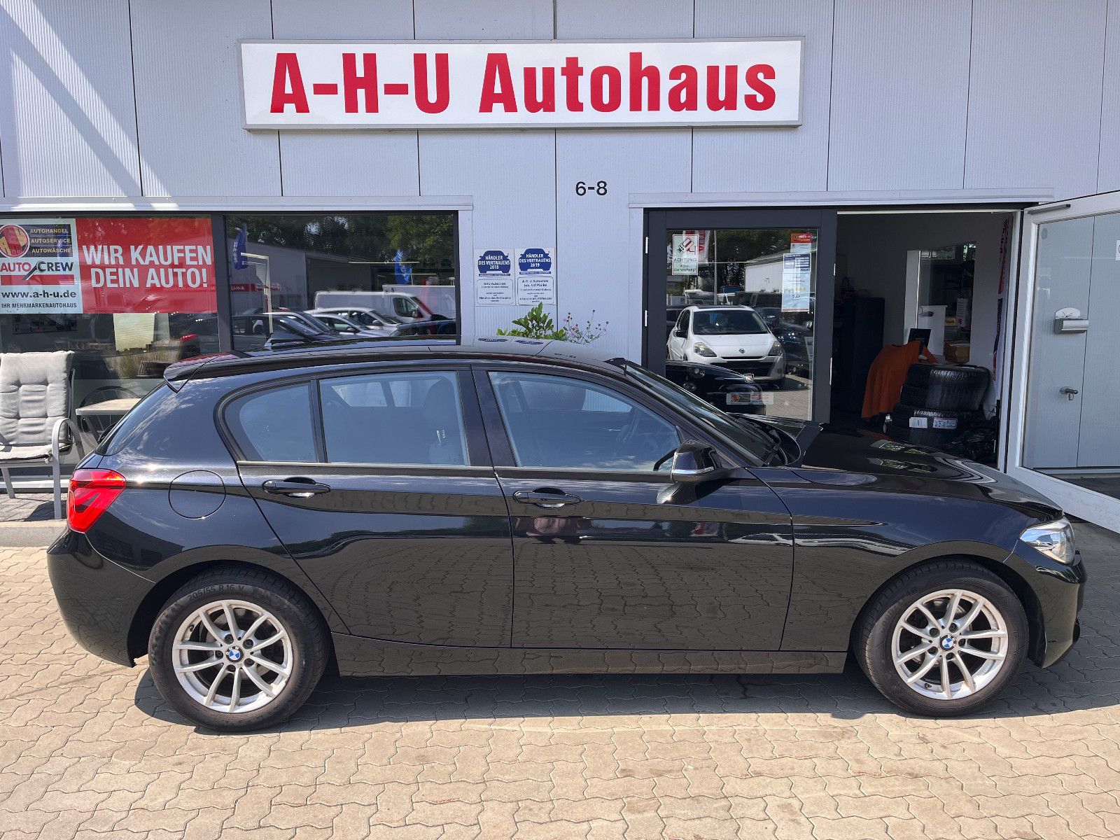 Fahrzeugabbildung BMW 118 1 Limousine 5-trg. 118 i Advantage Automatik