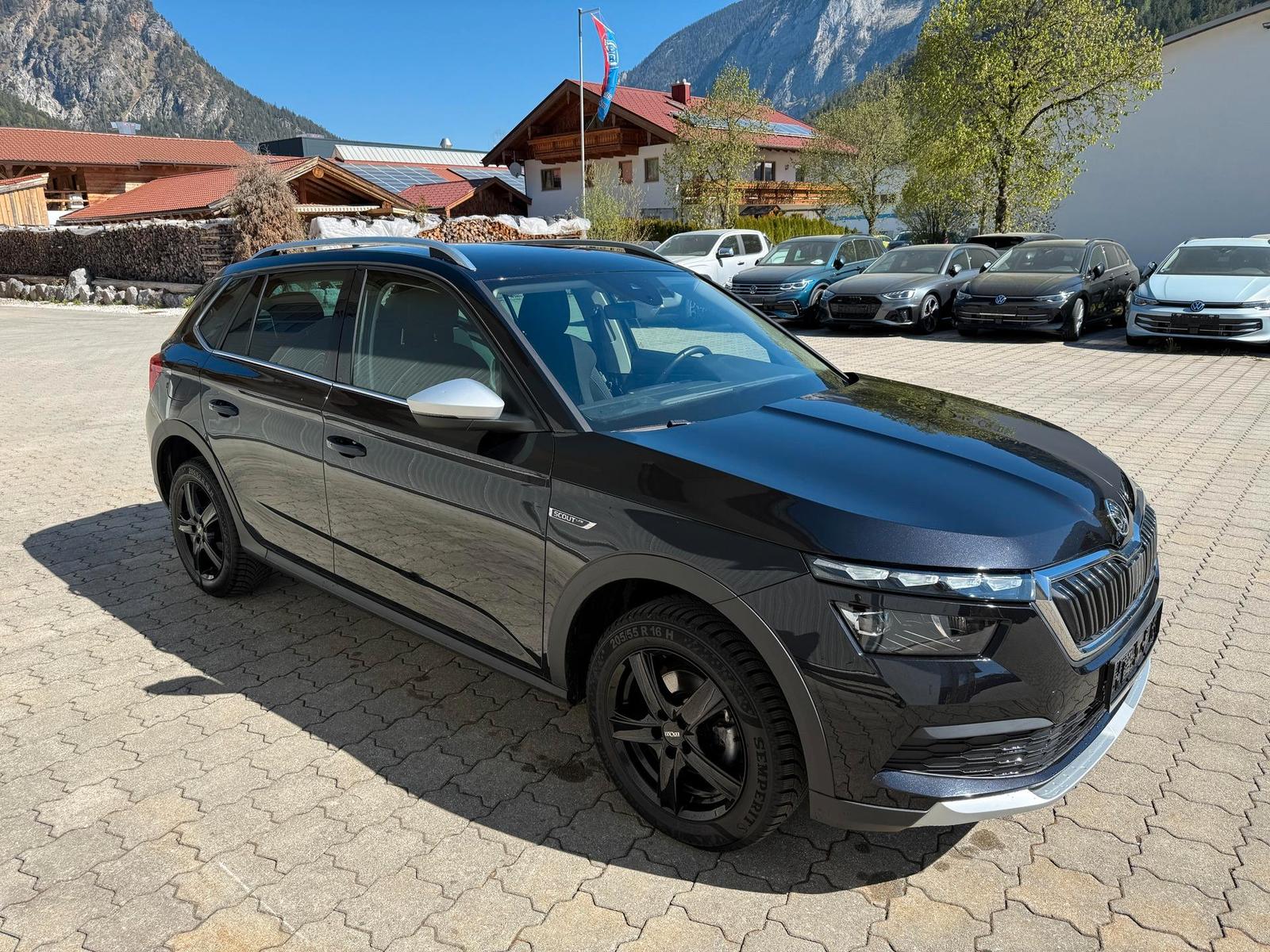 Skoda Kamiq 1.0 TSI Scoutline OPF,SHZ,AppCon.,R-Cam...