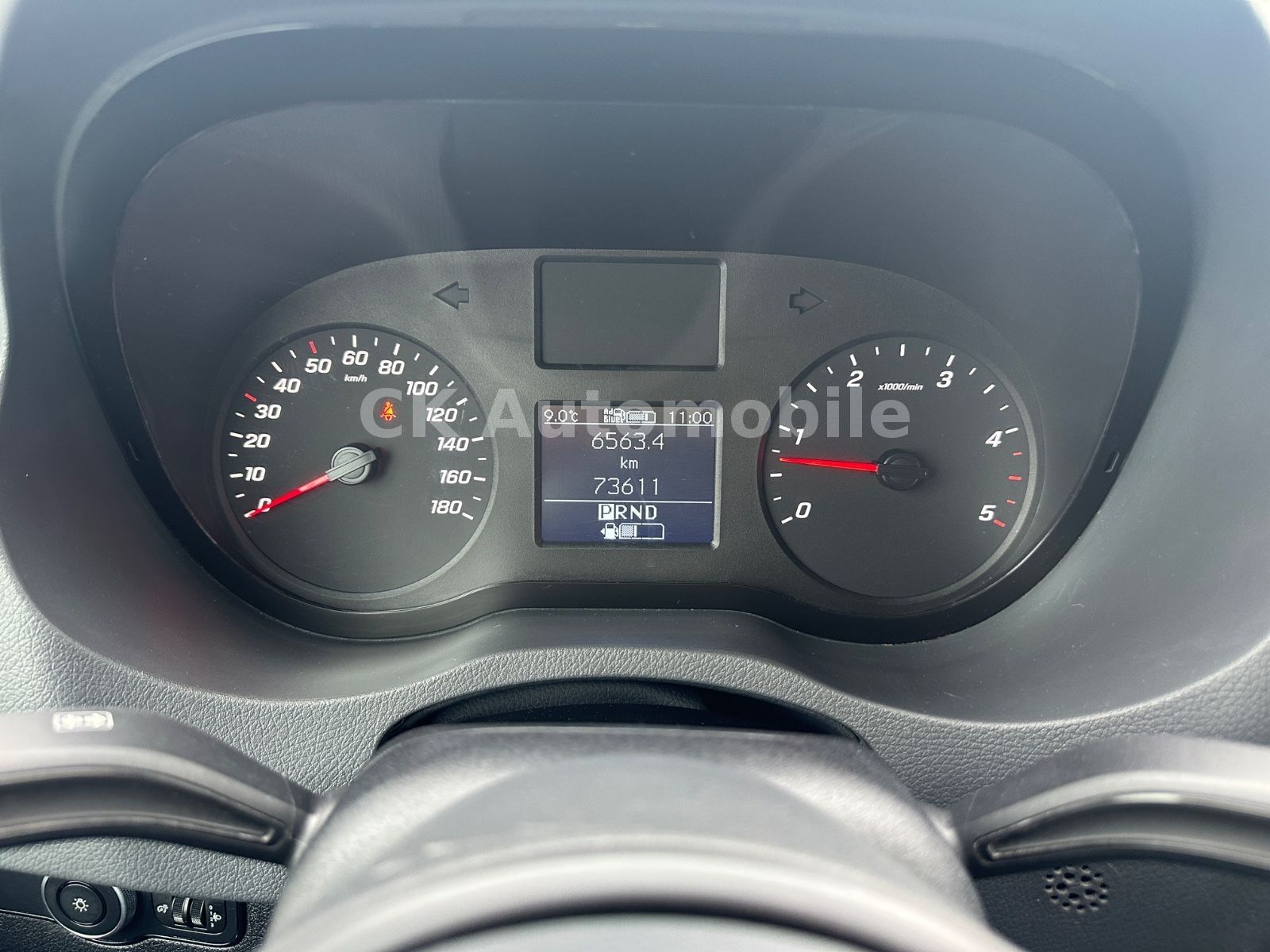 Fahrzeugabbildung Mercedes-Benz Sprinter III Mixto 319CDI V6 RWD /Autom./5 Sitze