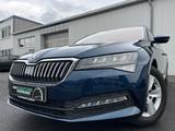 Skoda Superb Combi 2.0 TDI DSG Ambition AHK Virtual Co - Skoda Superb: Kombi