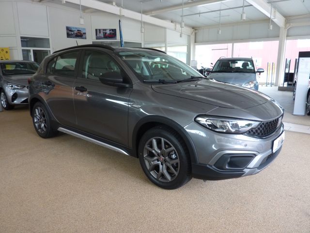 Fiat Tipo Cross City 1,0T , AC, BC, PDC, RFK