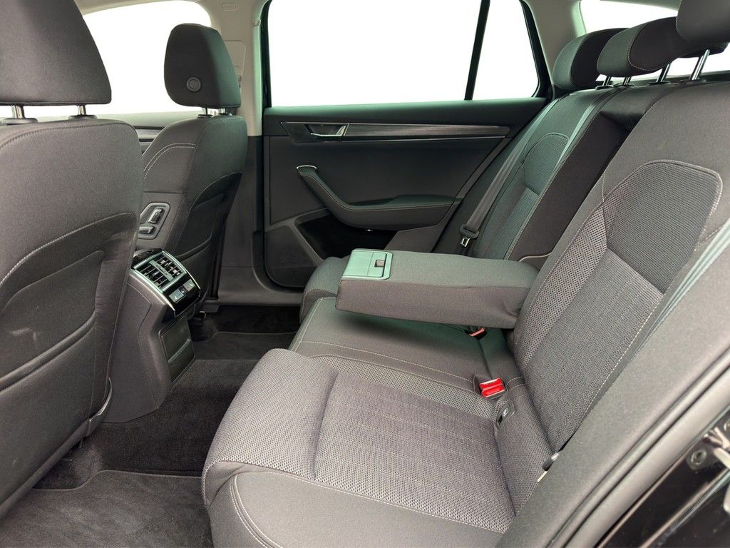Skoda Superb - Bild 17