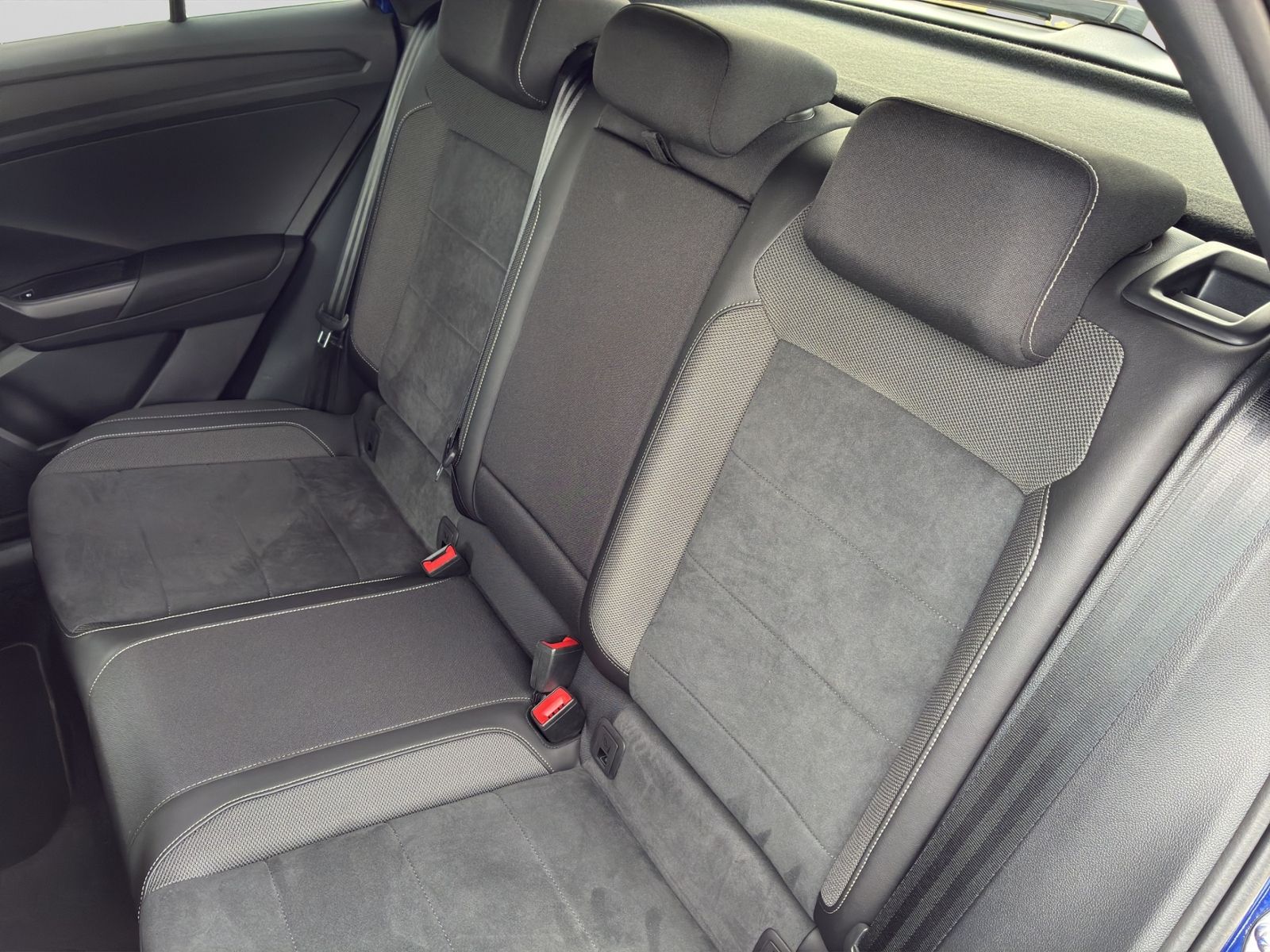 T-Roc 1.5 TSI DSG R-LINE *AHK*MATRIX*BEATS*