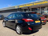 Hyundai i30 cw 1,4 / ALLWETTERREIFEN / KAMERA - Hyundai i30 mit Benzin-Antrieb: 1.4