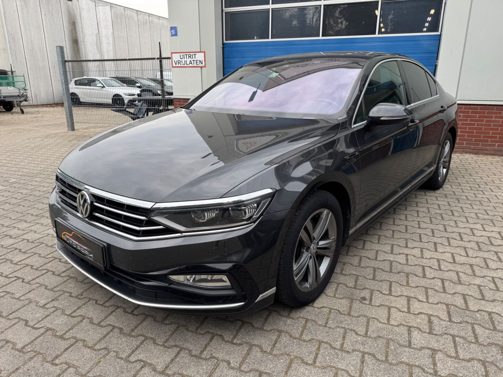 VW Passat 2.0 TSI Lim. R Line Aut. *1 Hand*