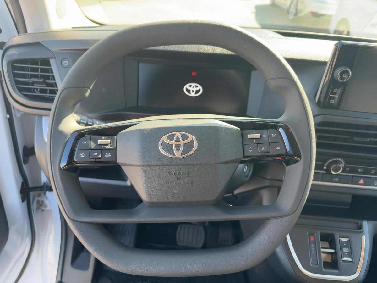 Toyota Proace 2.2 D-4D L2 Meister +AHK+CARPLAY+PDC+TEMP