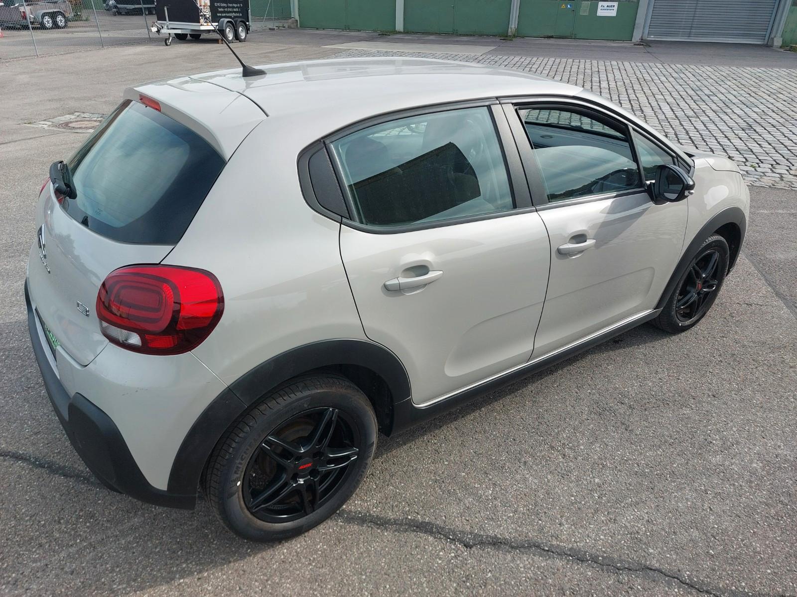 Citroën C3 Feel 1.2VTI Zahnriemen neu!